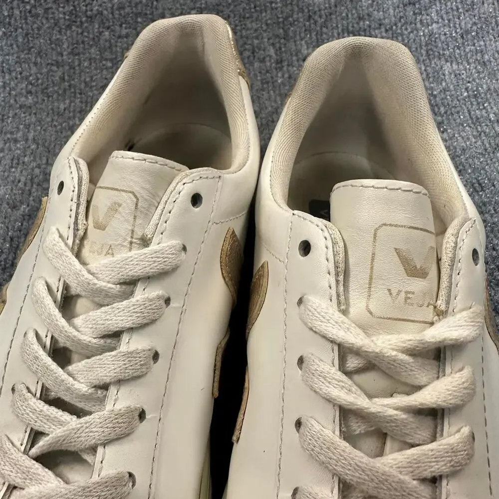 Veja Women’s Esplar Leather Sneakers Classic Low Top Lace Up Shoes 8